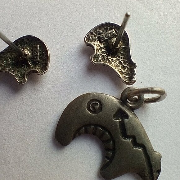 Vintage Bear Pendant and Earring Set - Sterling, Stamped, Possibly Zuni - Picture 4 of 5